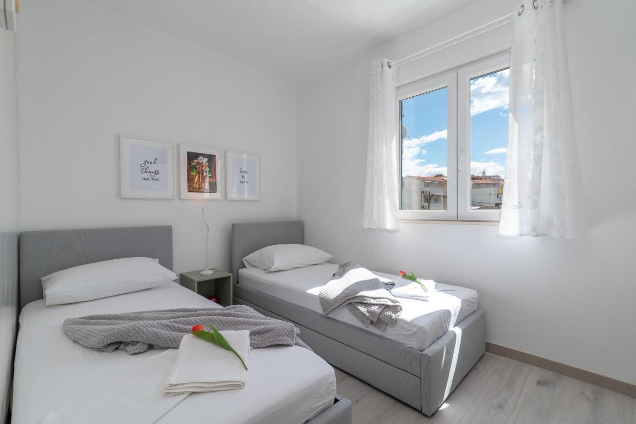 Apartment Radic-Perfect Location For Summer Activities Трогір Екстер'єр фото