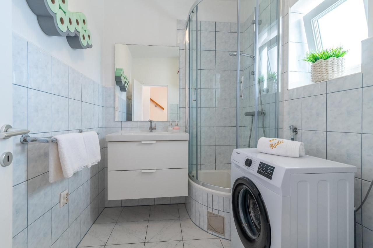 Apartment Radic-Perfect Location For Summer Activities Трогір Екстер'єр фото